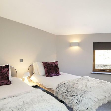 Rhyd Angharad Barns Villa Llanrhyddlad Екстериор снимка